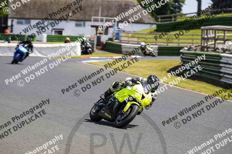 enduro digital images;event digital images;eventdigitalimages;mallory park;mallory park photographs;mallory park trackday;mallory park trackday photographs;no limits trackdays;peter wileman photography;racing digital images;trackday digital images;trackday photos